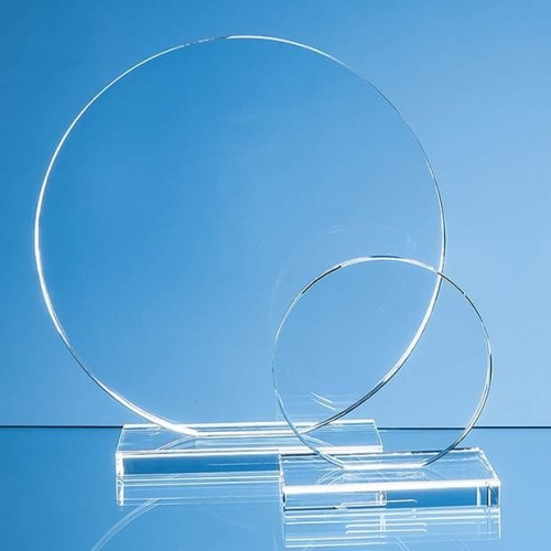 7.75in Clear Crystal Circle Award